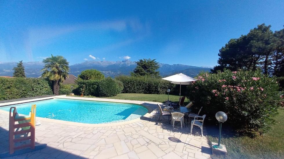 Villa Avec Vue Biviers Экстерьер фото